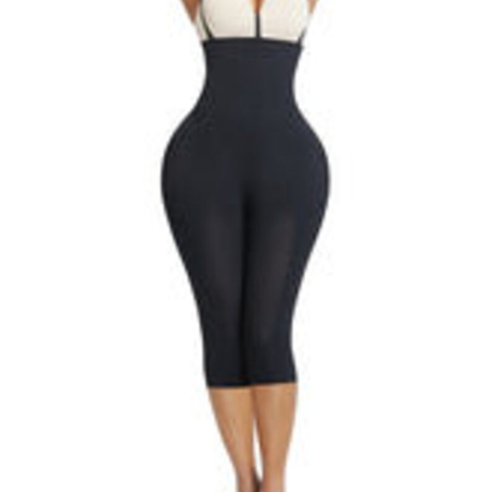 Wholesale Black Plus Size Full Body Shaper With Open Crotch Smooth Silhouette